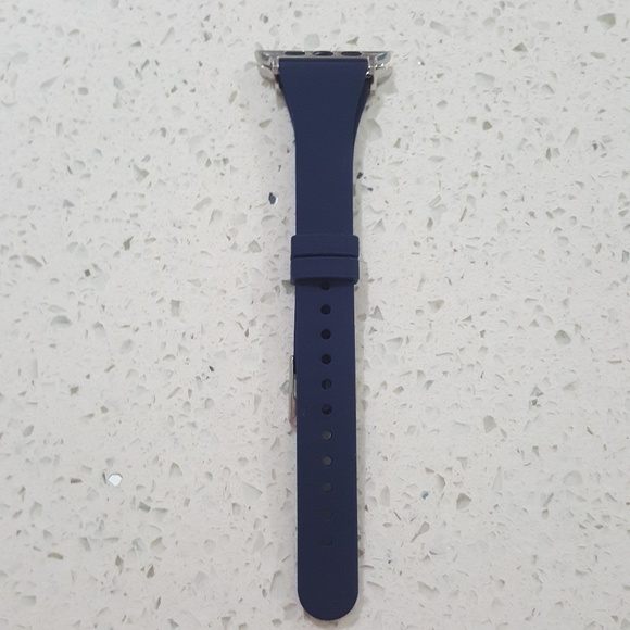 New Slim Silicone Sport Watch Strap Apple Watch - Picture 1 of 5